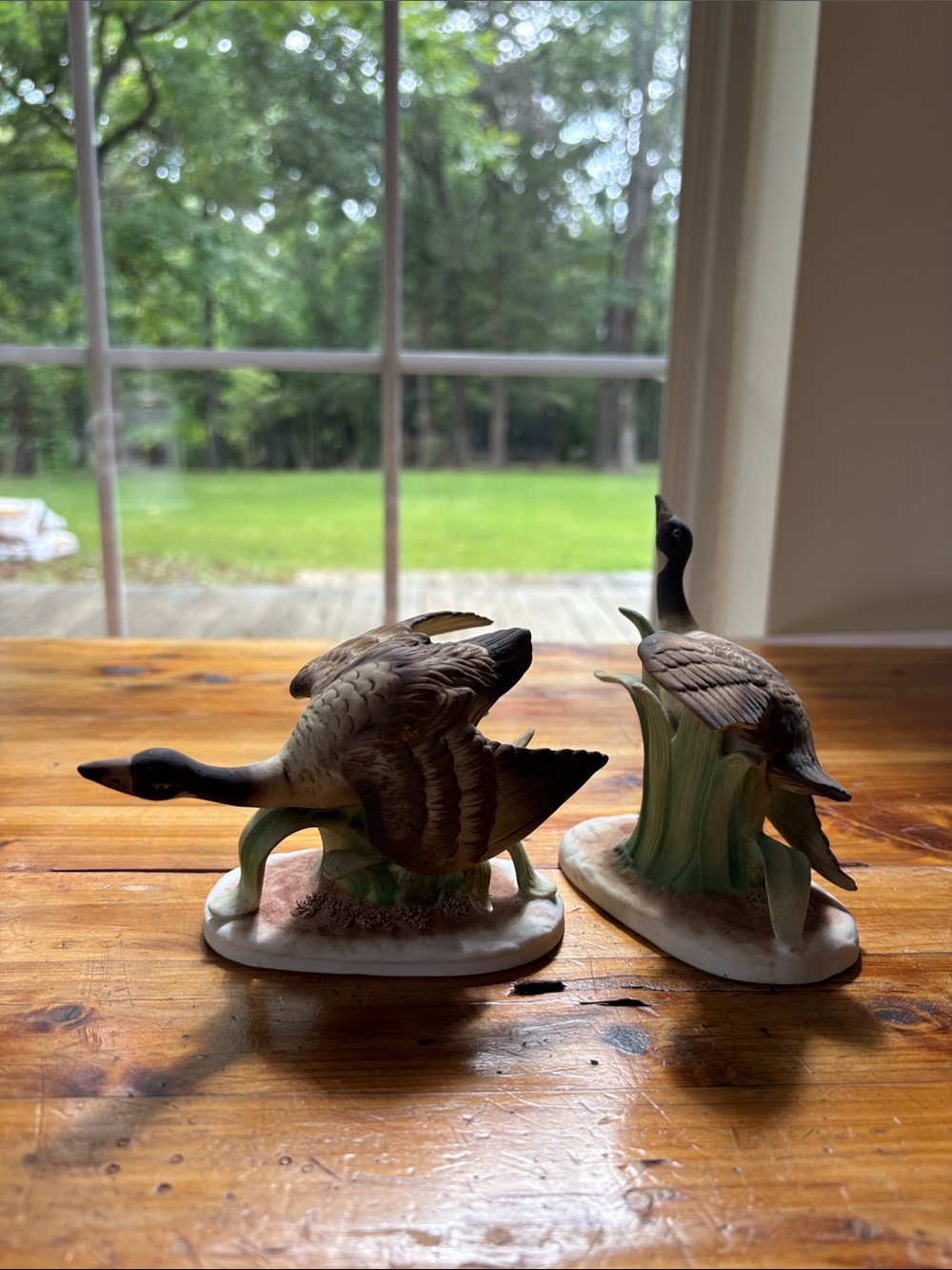 2 Vintage Lefton Porcelain Canadian Geese Figurines KW761..1 HAS BROKEN WING